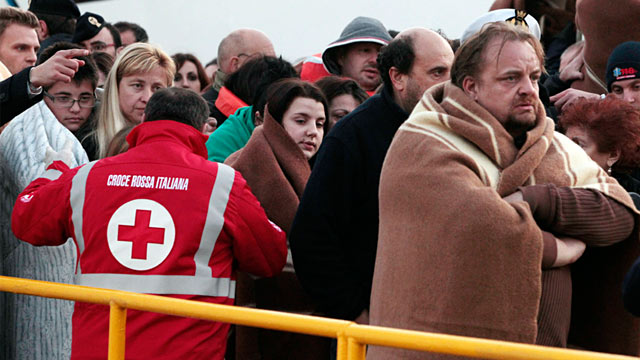 PHOTO: Cruise Ship Runs Aground Off Italy