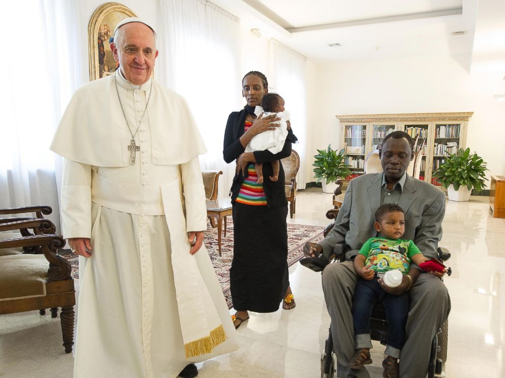 http://a.abcnews.com/images/International/ap_pope_francis_meriam_ibrahim_sudanese_muslim_01_jc_140724jpg_4x3_992.jpg