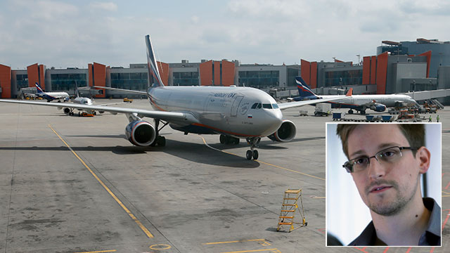 PHOTO: The Aeroflot Airbus A330 plane that is to carry National Security Agency leaker Edward Snowden on a flight to Havana, Cuba, arrives at the gate at Sheremetyevo airport, Moscow, June 24, 2013.