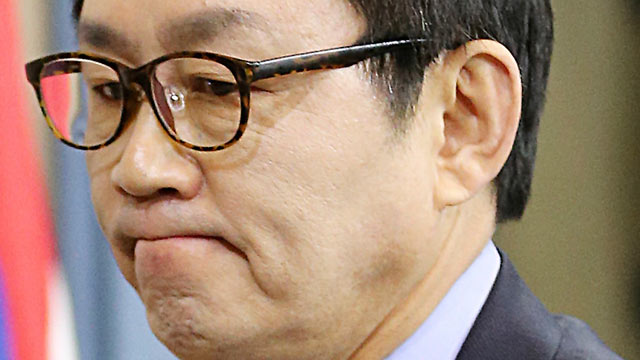 PHOTO: In this undated photo released by Yonhap News Agency, South Korean Presidents spokesman Yoon Chang-jung is seen at the presidential Blue House in Seoul, South Korea. President Park Geun-hyes office says she has fired her chief spokesman after a "