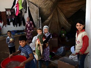Photos: Syrian Refugees Face Crisis