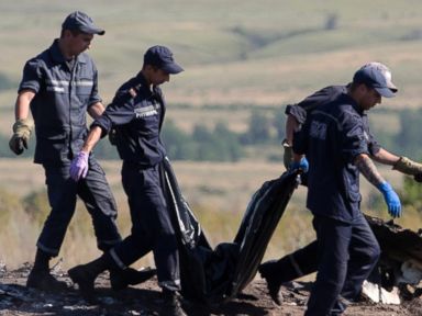President Obama Calls on Russian Separatists to Stop Hampering Crash Site