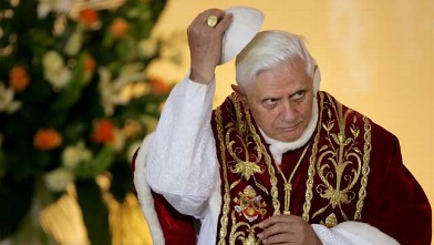 PHOTO: Pope Benedict XVI lifts his scull cap during an ecumenical meeting at the Holy Trinity church in Warsaw, Poland, May 25, 2006.