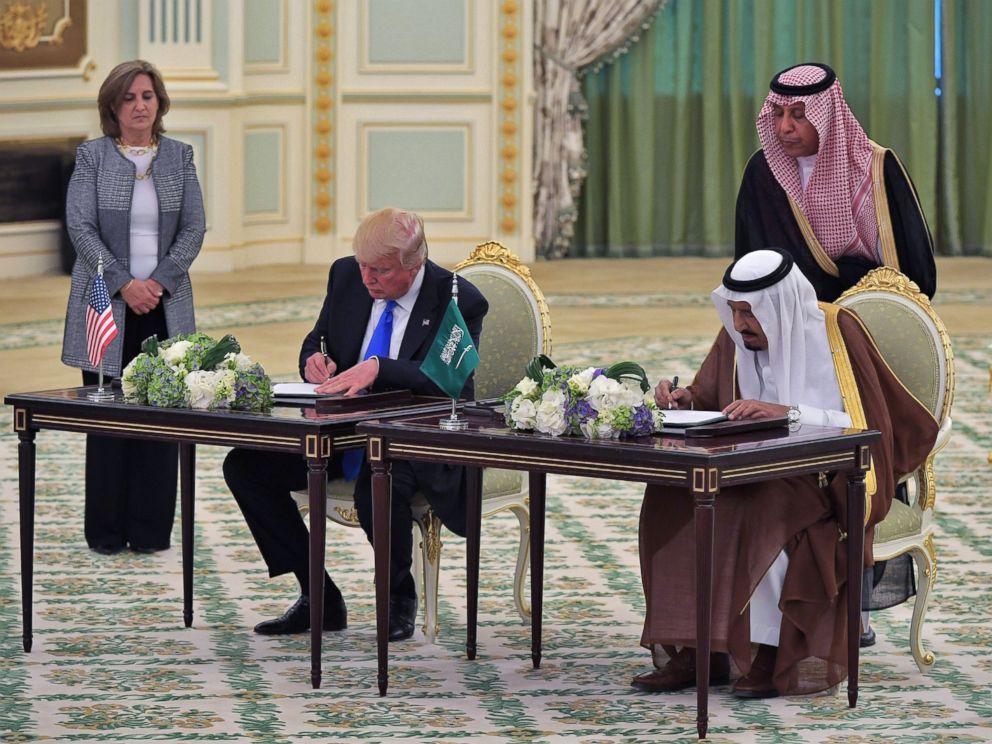 PHOTO: President Donald Trump and Saudi Arabias King Salman bin Abdulaziz al-Saud take part in a signing ceremony at the Saudi Royal Court in Riyadh, May 20, 2017.