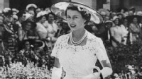 Photos:  Queen Elizabeth II: Young and Fashionable