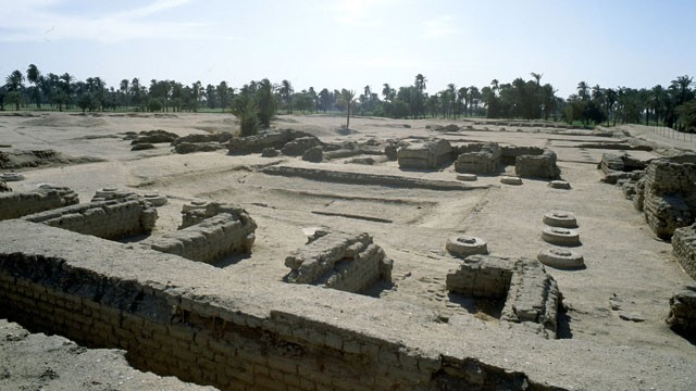 PHOTO: View of the of the sunken garden of the northern section of the Harem Quarter of the Great Palace at Amarna. The ancient city was the short-lived capital of ancient Egypt built by Akhenaten and abandoned shortly after his death.