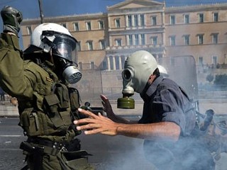 Photos: Violence in Greece