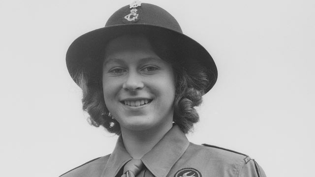 PHOTO: Princess Elizabeth poses in her girl guide uniform in Frogmore, Windsor, England, April 11, 1942.