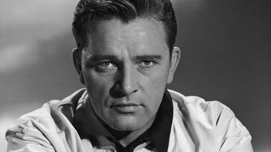 PHOTO: Welsh actor Richard Burton (1925 - 1984) poses in a promotional portrait for director Vincent Sherman's film, 'Ice Palace'.