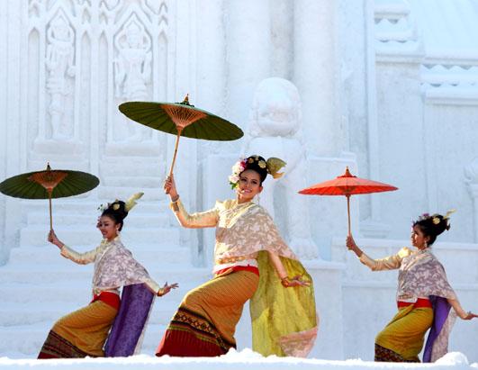 The Sapporo Snow and Ice Festival Begins