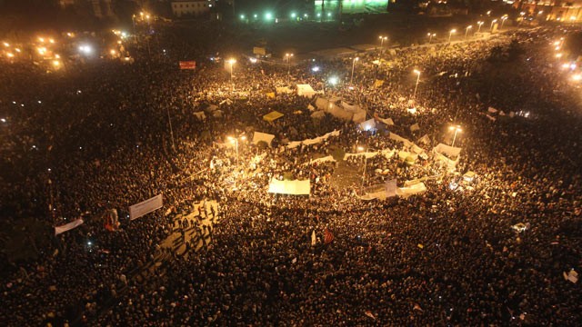 IN LATEST EGYPTIAN REVOLUTION, TAHRIR SQUARE HAS A GRITTIER, MORE VIOLENT NATURE