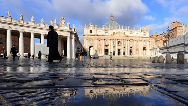 PHOTO: St Peters square is seen early on the first day of the conclave, March 12, 2013, at the Vatican.