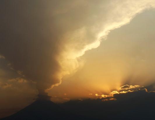 Today in Pictures: April 17, 2012