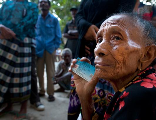 Today in Pictures: April 16, 2012