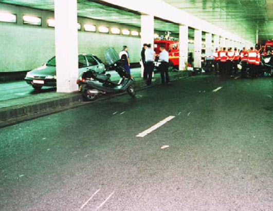 princess diana crash site. princess diana crash photos.