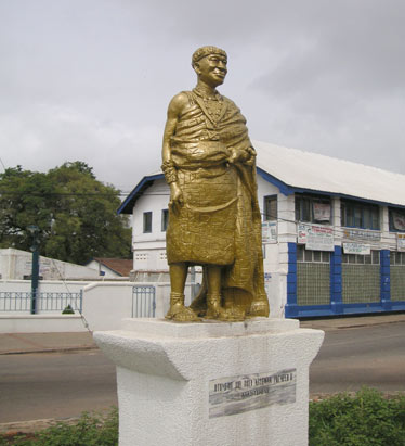 Statue of Ashanti King Prempeh II