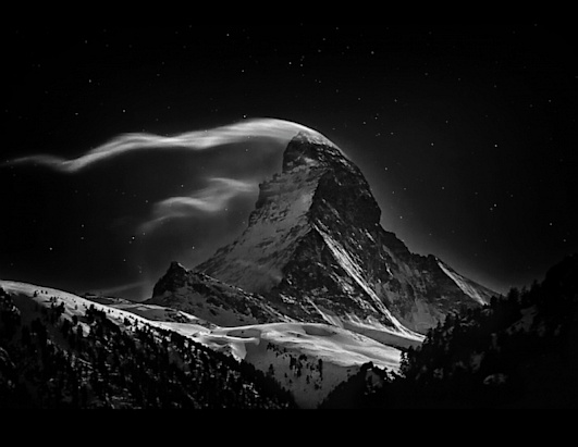 ht_the_matterhorn_night_clouds_2_nationa