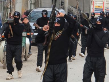 Delta Force Commandos Kill Key ISIS Leader in Ground Raid