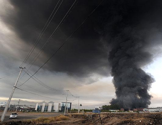 Wreckage in Chile, Anxiety in Hawaii