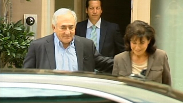 VIDEO: French journalists lawyer says client will file a lawsuit against ex-IMF chief.