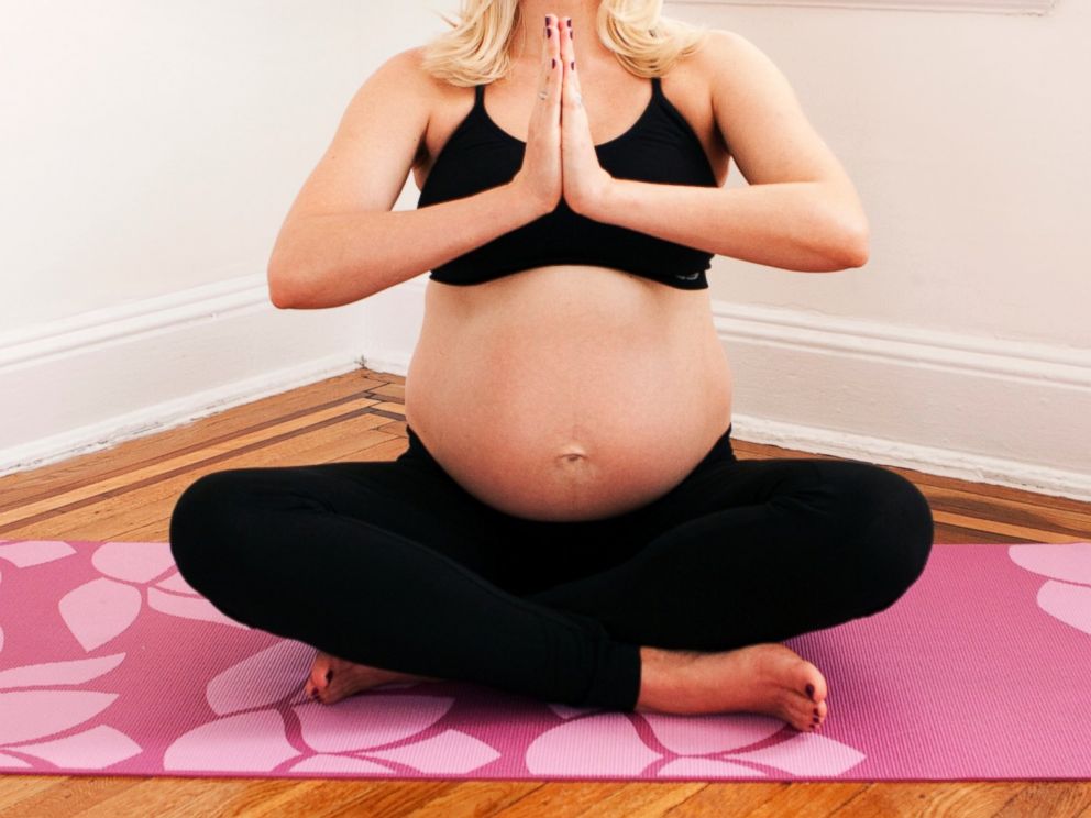PHOTO: According to the Mayo Clinic, prenatal yoga can improve sleep and reduce stress.