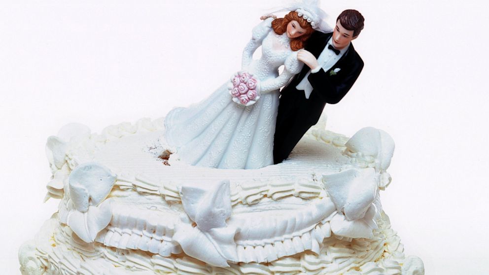 PHOTO: budget impasse impacting countless weddings