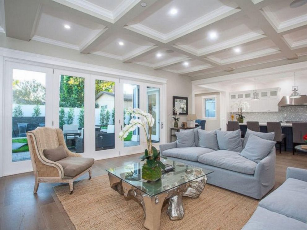 PHOTO: The living room inside Ne-Yos $1.9 million California home.