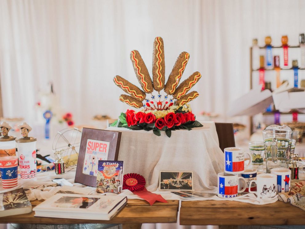 PHOTO: Evan and Melissa Tate, of Rockwall, Texas, threw an elaborate state fair-themed wedding on their familys 700-acre farm.