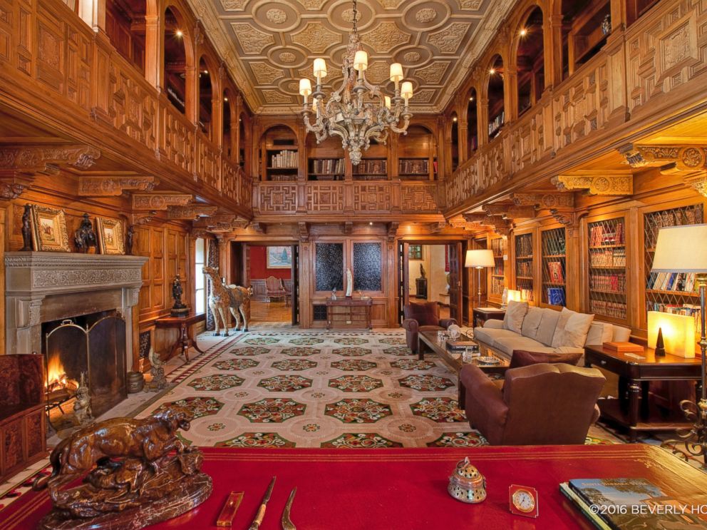 'The Godfather' Mansion Is on the Market for $195 Million - ABC News