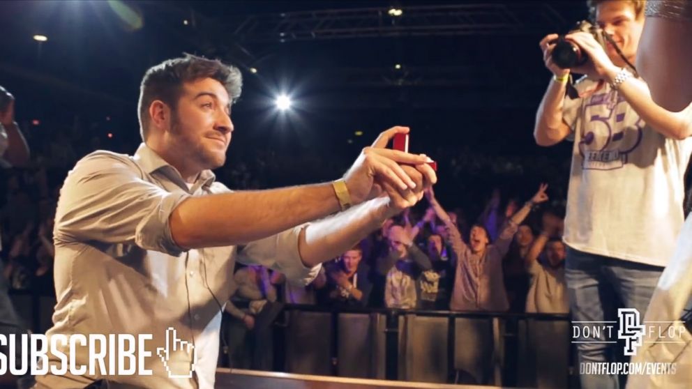 PHOTO: A mans proposal to his girlfriend during a televised rap battle has gone viral on the Internet.