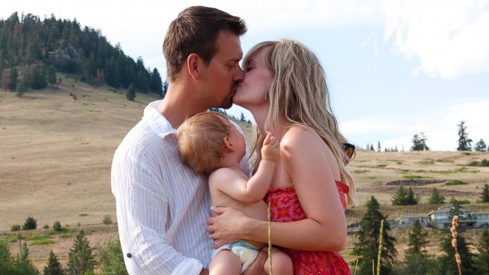 PHOTO: Romance after having a baby can be difficult for new parents.