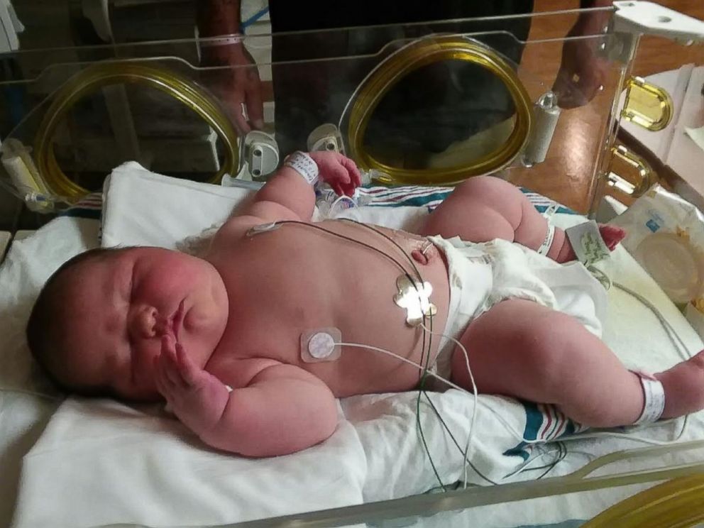 PHOTO: Chrissy Corbitt of Keystone Heights, Fla., gave birth to 13-pound, 5-ounce newborn, Carleigh Corbitt, on May 15, 2017.