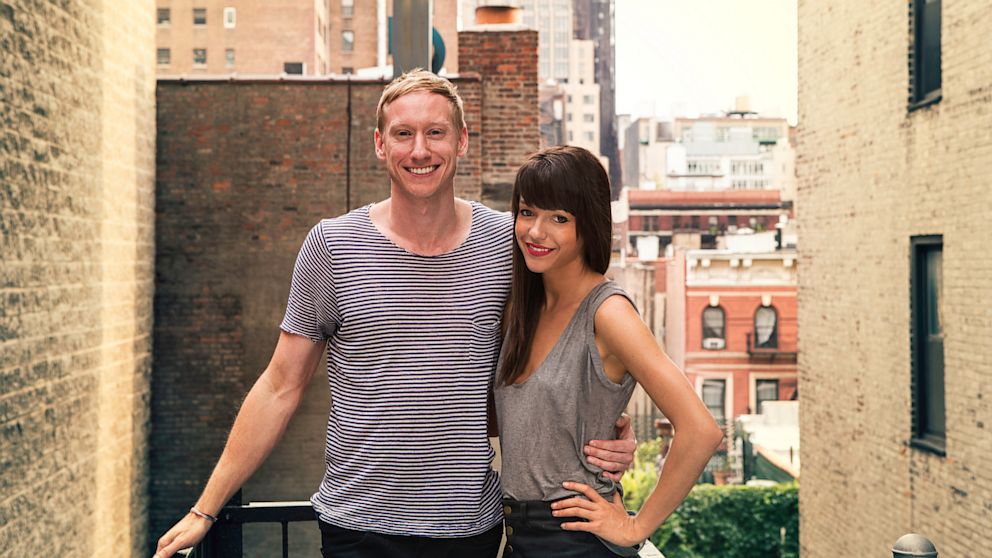 PHOTO: Jessica Walsh and Timothy Goodman dated for 40 days as an experiment.