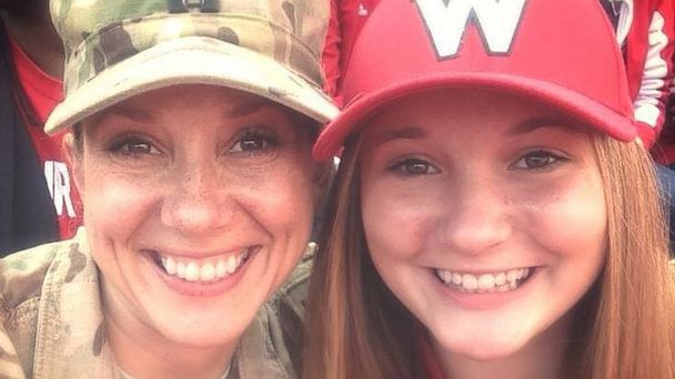 ht jr lund army thg 130923 16x9 608 Soldier Mom Surprises Daughter at Wisconsin Football Game