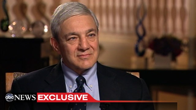 PHOTO: ABCs Josh Elliot sits down with Graham Spanier, ex-pres of Penn Sate, Aug. 22, 2012.