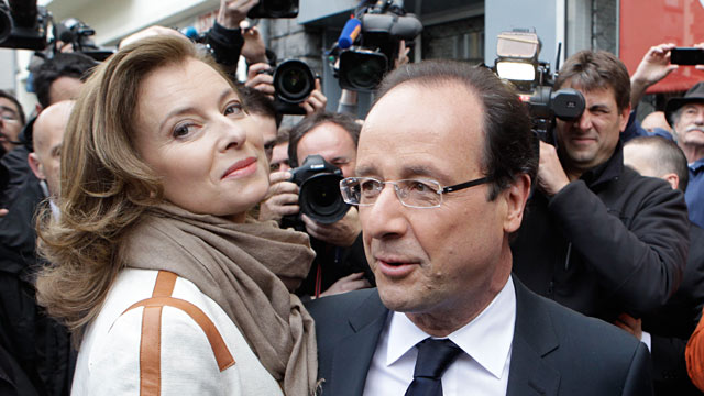 PHOTO: Valerie Trierweiler and Francois Hollande
