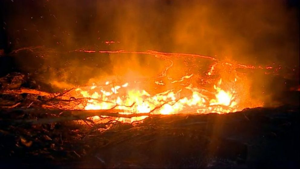 Hawaiian Town Battles Unstoppable Lava Flow Video Abc News 1974