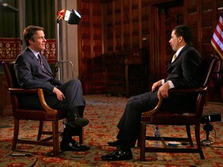 Photo: ABC News' Terry Moran with Gov David Paterson.