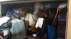 Photo: Hoarders Fill Rooms With Trash, Clutter, Worse: Crews That Help Hoarders Clean Up Describe Condition Some Trace to Mental Illness