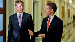 Photo: Geithner: Govt. Still Lacks Capacity to Deal With Future Crisis. In an exclusive interview, Treasury sec. makes case for new regulations on banks
Geithner: Govt. Needs Better Crisis Management Tools.