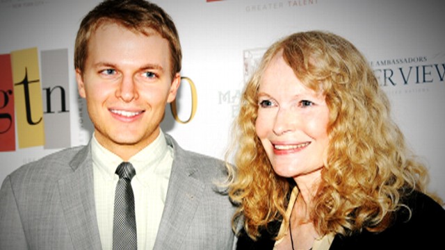 Mia Farrows Bombshell: Sons Father Possibly Frank Sinatra
