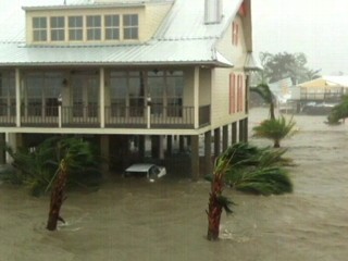 Watch: Isaac Aftermath: Towns Underwater, Tornadoes