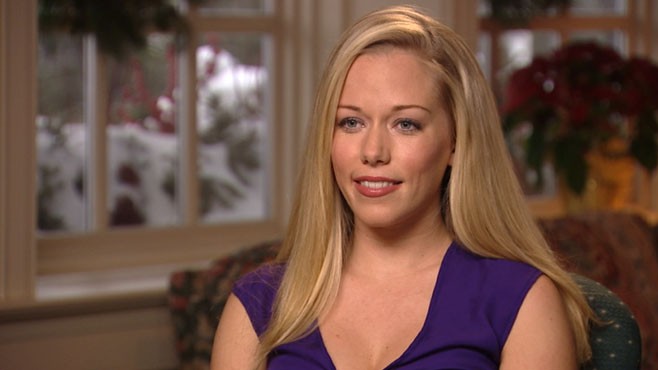 VIDEO: Kendra Wilkinson says she envied how fast the starlet lost her baby weight.