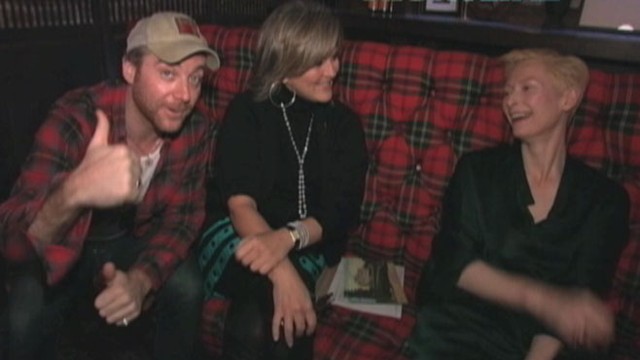 VIDEO: NYC bartender tells the Oscar winner what drink he would serve her.