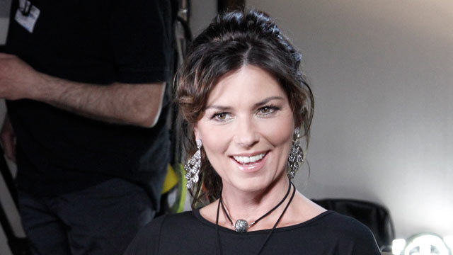 PHOTO: Singer Shania Twain talks about her childhood struggles and moving forward with Nightline anchor Cynthia McFadden.