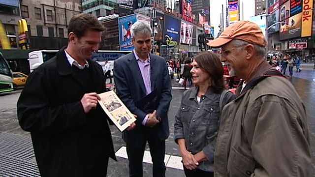 VIDEO: "Nightline" anchor Bill Weir heads to NYCs Times Square to test social psychologist Jonathan Haidts theory.