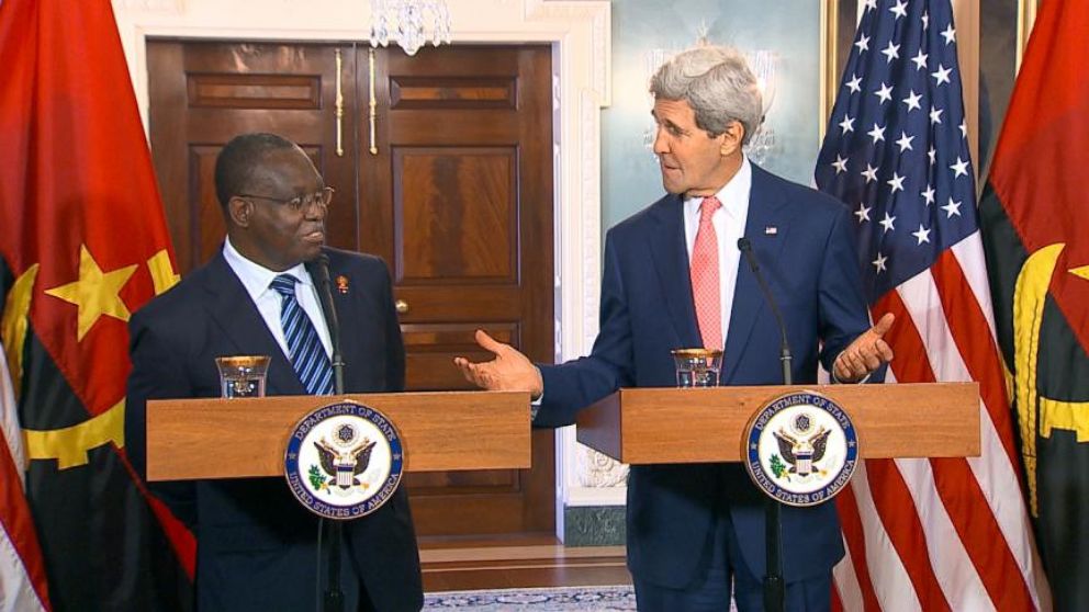 VIDEO: Secretary of State put his own knowledge of Portuguese to use for Manuel Vicente during a press availability.