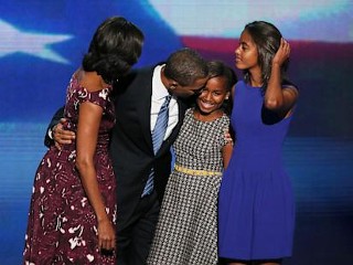 Photos: Malia, Sasha: Cutest Moments