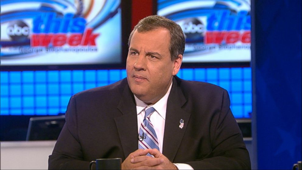 Chris Christie Says Hillary Clinton Doesn???t Know Concerns of 'Real Americans'