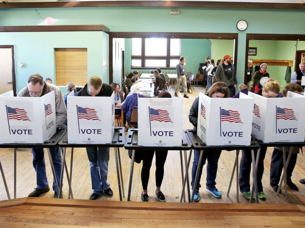 PHOTO: Voters cast their ballots at the Wil-Mar Neighborhood Center on the Near East Side of Madison, Wisconsin, Nov. 8, 2016.
